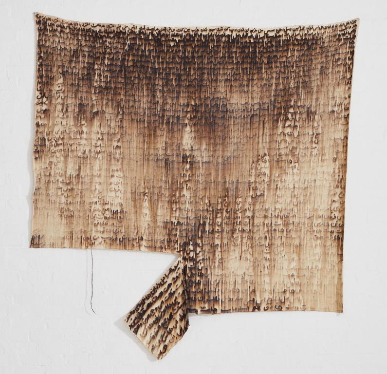 Kamyar Bineshtarigh, Untitled (Book Of Tawhid XI), 2021, Ink, bleach on canvas, 205 x 235 cm.
Amal Rakibi Gallery.
Picture courtesy of Menart Fair