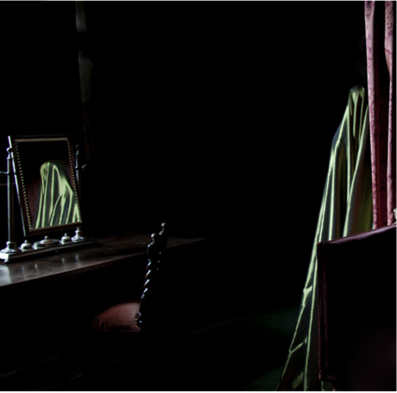 Only Darkness Lies Between Us; 2011; 51 x 50 cm; from the Series Great Fosters; Copyright Güler Ates